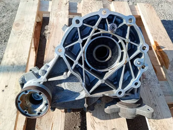 Redutor caixa Maserati Levante OEM 06700380720 image 5