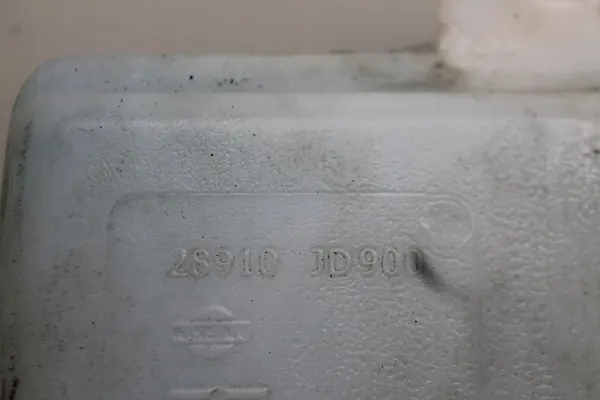 Pesunesteen säiliö Nissan Qashqai J10 +2 2008 2.0 DCI image 3