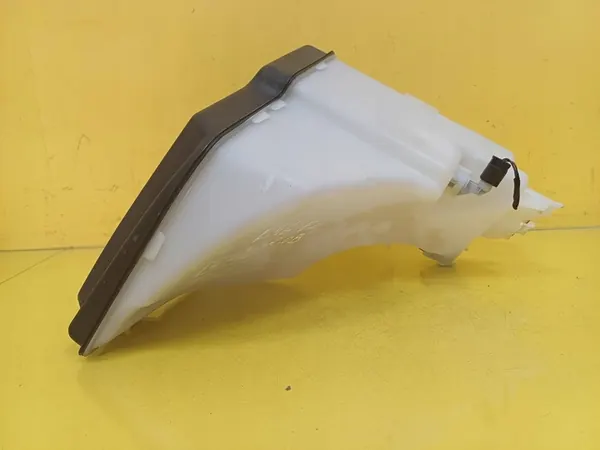 Pesunesteen säiliö BMW E46 61.67-7008057 image 3