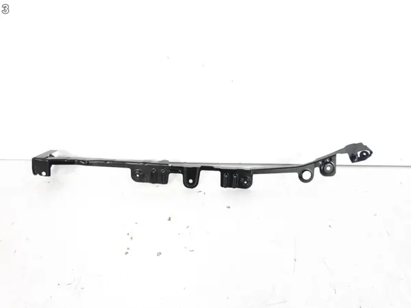 Suporte de para-lama dianteiro direito OEM 4K0809076A Audi image 4