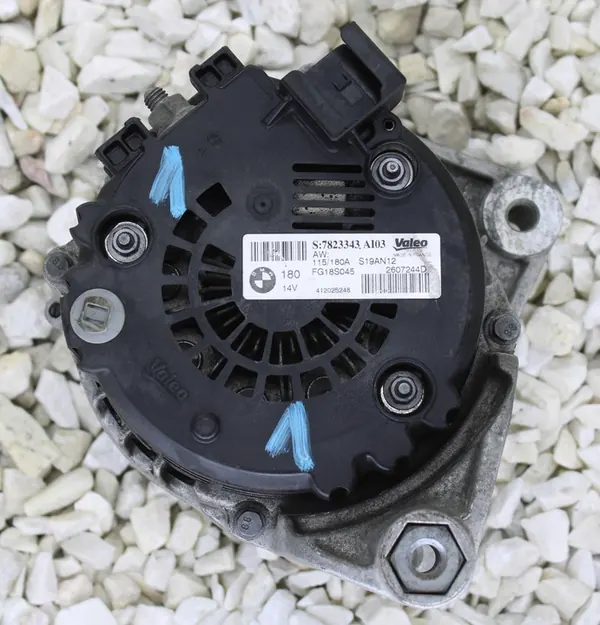 Vaihtovirtageneraattori N47 184HV BMW F20 F10 F25 F30 image 6