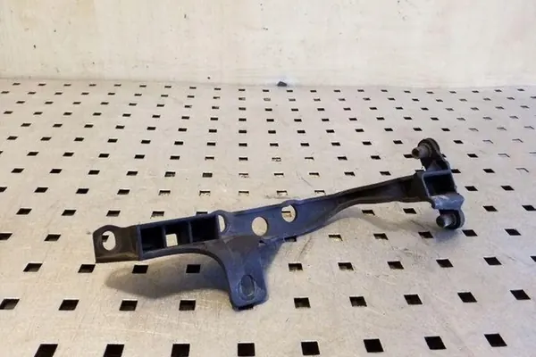 Support de phare avant droit VW TOUAREG 7L0805734 image 2