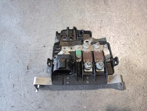 Fusible relais batterie OEM 241362885R Renault Master image 2