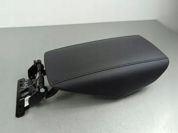 Accoudoir console Kia Niro OEM FOB45260 - Occasion image 2
