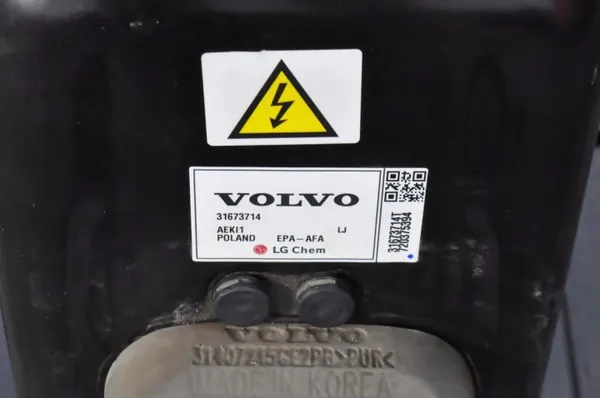Bateria Volvo OEM 31673714 39Ah Usada Esquerda + image 4