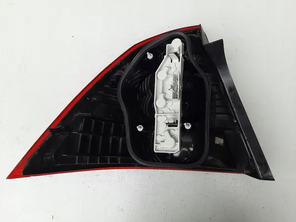 Lámpara Trasera Derecha FORD FOCUS MK2 SEDAN image 5