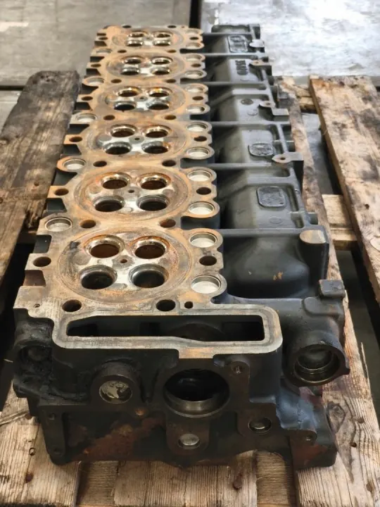 Cabeça Motor MAN OEM 51031006427 - Usado image 4
