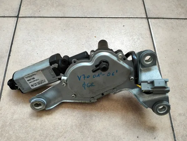 VOLVO V70 XC70 Takaluukun pyyhkijän moottori 2001-2006 8667188 image 2