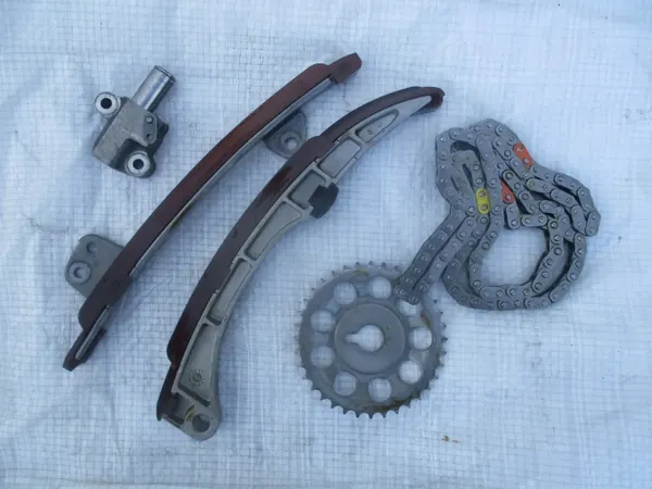 Kit Distribution OEM 1NZ pour Toyota Yaris III 1.5 Hybride image 2
