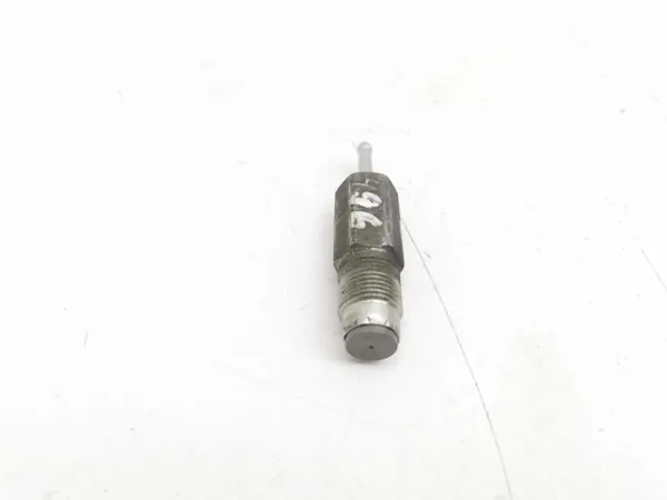 Régulateur Pression Carburant Mazda CX-7 2011 OEM 0470 image 5