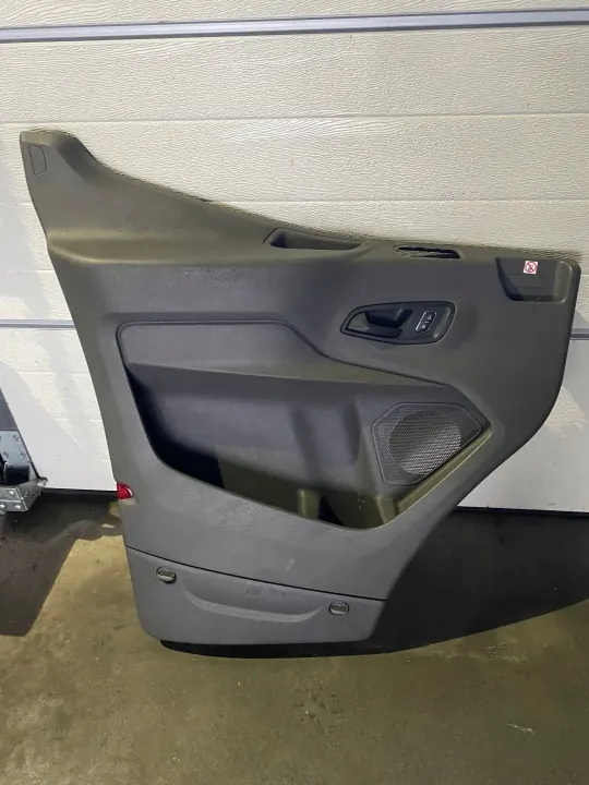 Ford Transit MK8 2025 Linker Voorportierbekleding OEM KK31-V23943-AA3JJ9 image 2