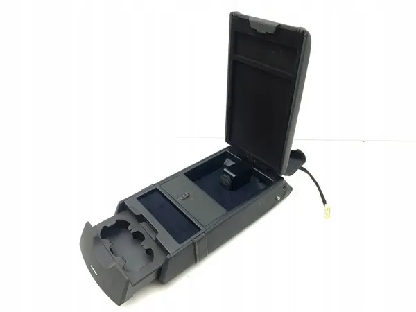 Maserati Quattroporte 2004 achterste armsteun OEM AMD194452 image 2
