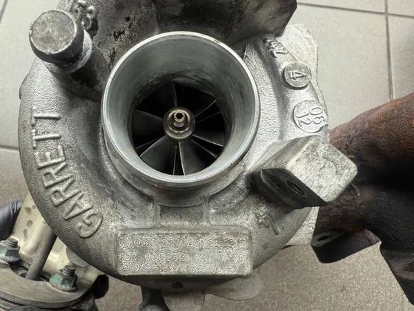 Volkswagen OE 03G253014K Turbo image 3