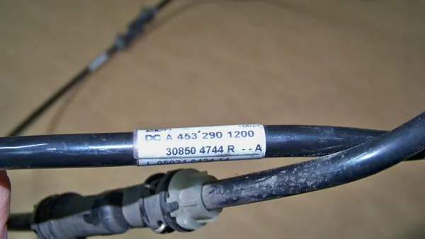 Câble d'embrayage Renault OEM 308514072R - Occasion image 6