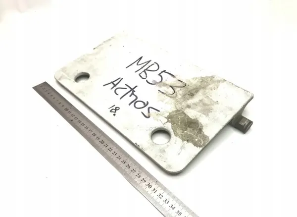 OEM 9416660105 Cache plastique plaque marche droit image 2
