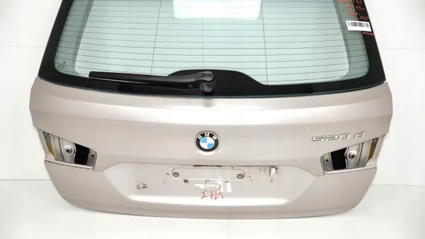 Coffre BMW F11 OEM 375484577 - État Utilisé image 5