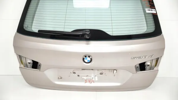 Coffre BMW F11 OEM 375484577 - État Utilisé image 6