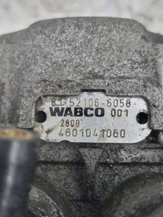 MAN OEM 4801041060 EBS Jarrujärjestelmän Modulaattori Taka-akseli image 3