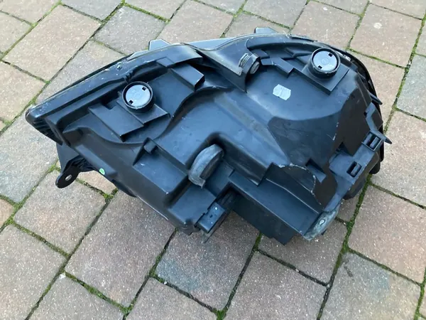 Farol Esquerdo VW T6 2015 Halógeno OEM 7E1941015L image 3