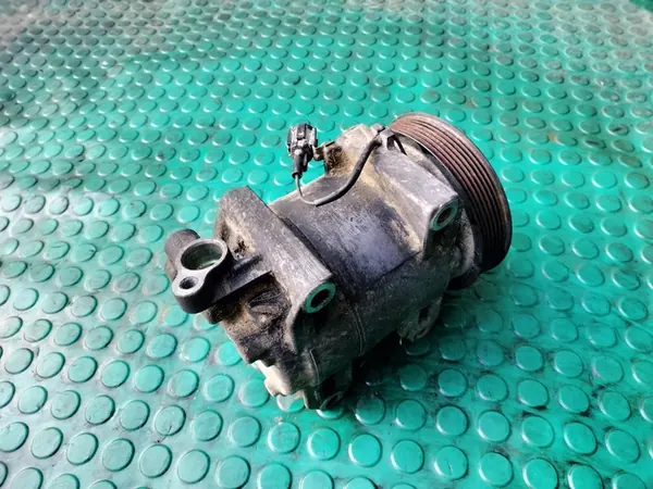 Compressore aria condizionata Nissan Cabstar Maxity 2.5 DCI OEM image 2