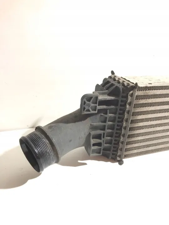 Audi Intercooler OEM 8K0145805P 2.0T Moottorille image 10