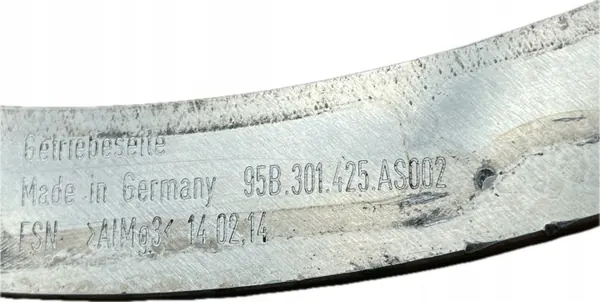 Porsche OE OEM 95B301425A Bride de Boîte Usagée image 3