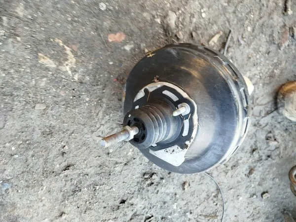 Audi A4 B6 Bromsservo Pump 8E0612105N image 2