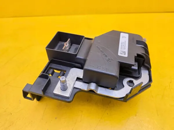 Batteriklemma Mercedes-Benz OEM A2479067502 image 3