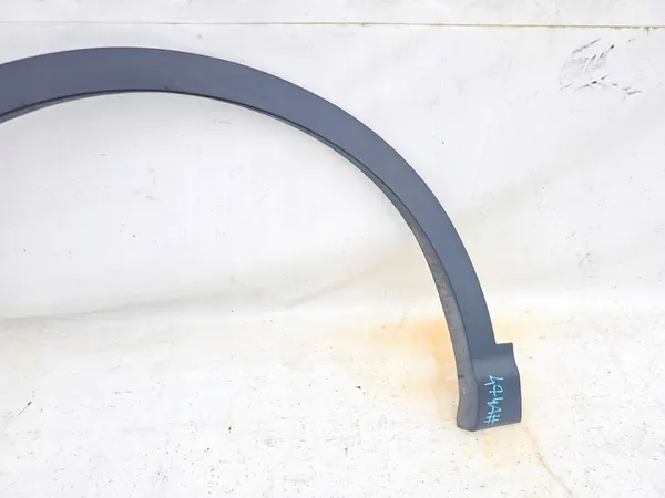 Vasemman etulokasuojan trimmi Nissan Qashqai II 2013-> OEM 638114EA0A image 3