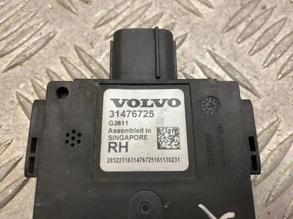 Volvo XC90 2020 Dodehoekmodule OEM 31476725 image 3