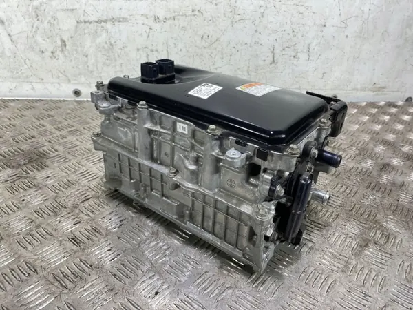 Inversor de voltaje OEM 2321001722 Toyota Prius 2017 image 3