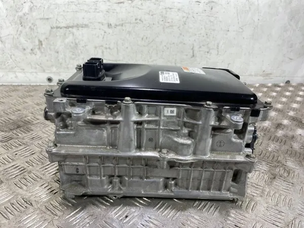 Inversor de voltaje OEM 2321001722 Toyota Prius 2017 image 4