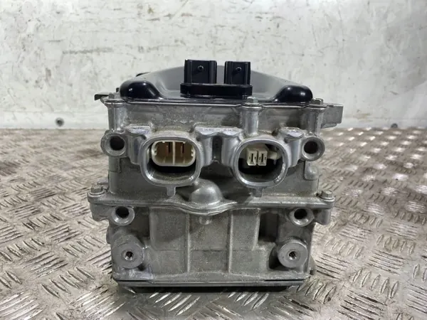 Inversor de voltaje OEM 2321001722 Toyota Prius 2017 image 5