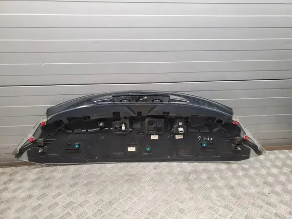 Alerón Trasero Lexus NX OEM 7608578020 - Usado image 3