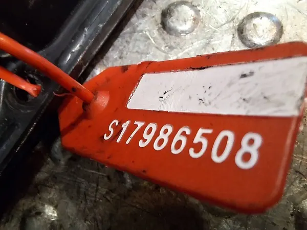 Oljetank V755048380 Citroen Peugeot Mini 1.6 16V VTI image 6