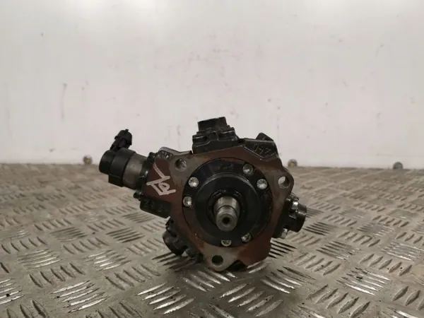 Ruiskutuspumppu OEM 0445010124 Hyundaiille image 2