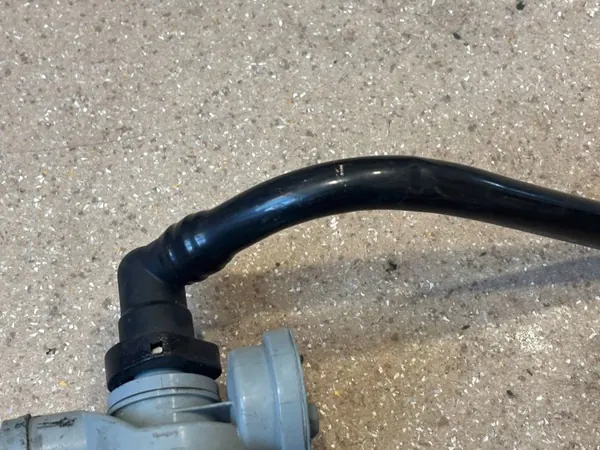 BMW X3 G01 Bränsleintag OEM 7404088 - Begagnad image 3