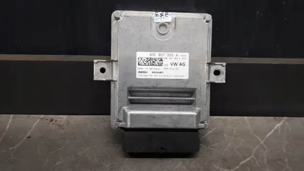 Contrôleur AdBlue OEM 4M0907355A Audi A4 Diesel image 2