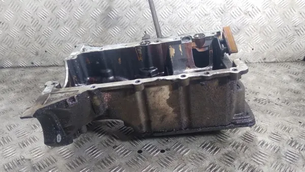 Carter d'huile d'occasion OEM HYUNDAI pour Hyundai i20 image 2