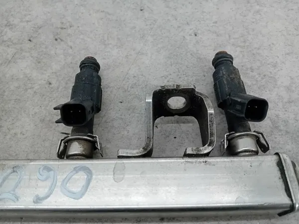 OEM 4M5G-9D280-DB polttoaineräätä Ford Focus MK2 2.0 image 8