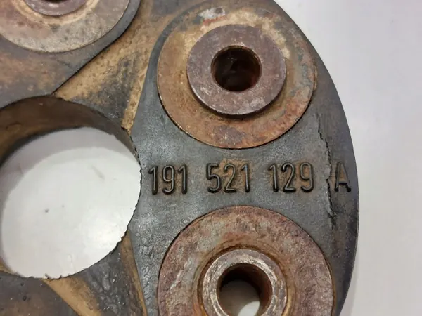 Palier de support d'arbre de transmission OEM 191521129A image 4