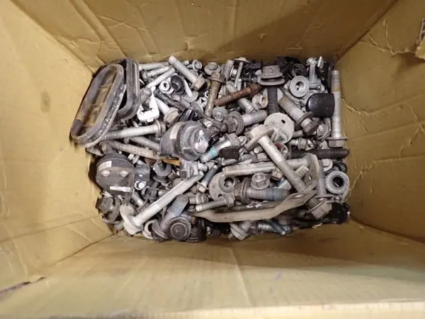 Schrauben, Muttern, Unterlegscheiben OEM hbokmaaa Corvette C7 image 2