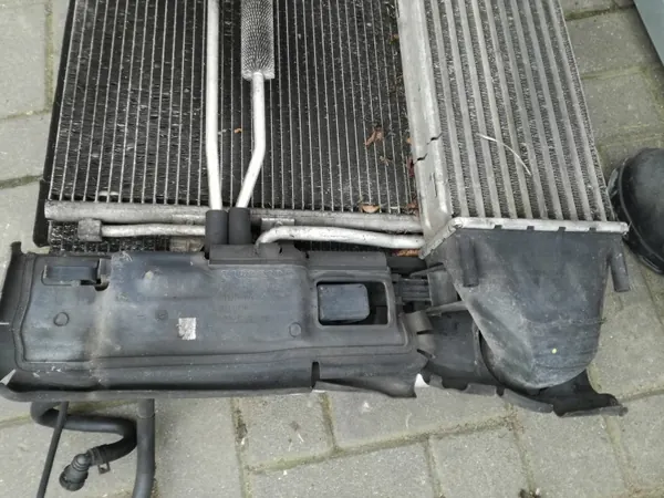 Radiateur Eau Intercooler Ventilateur OEM 31293778 image 5
