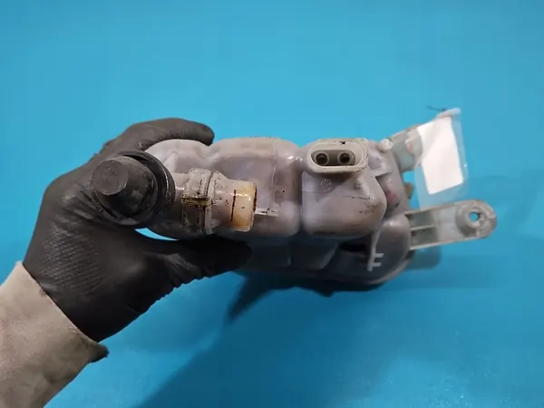 Audi A4 B8 2.0 TDI Expansietank image 5