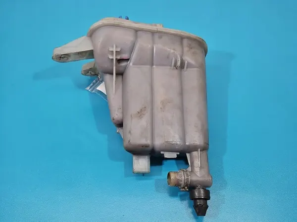 Audi A4 B8 2.0 TDI Expansietank image 7