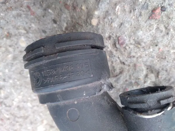 BMW OE 1436375 Vesiputki image 2