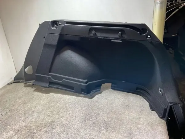 Höger bagageutrymmesfoder OEM 85741J7350 för KIA 1.5L image 4
