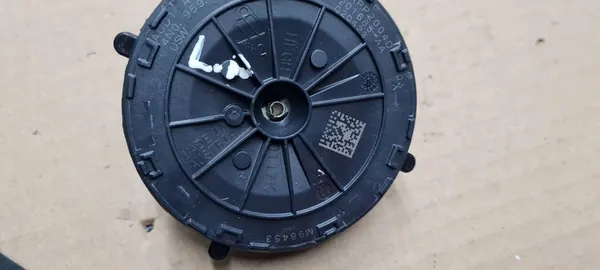 Vasemman peilin säätömoottori Audi A6 4N0959577A image 3