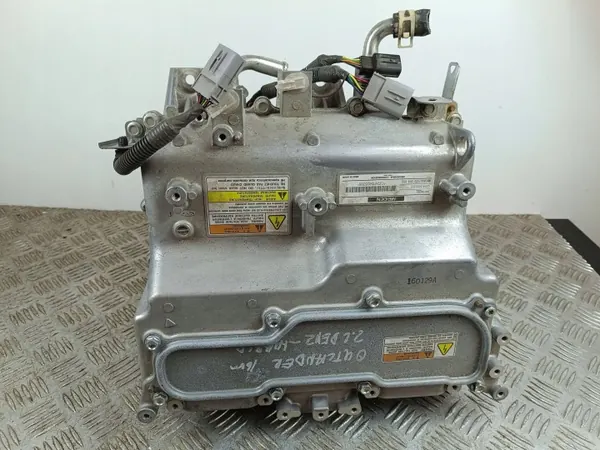 Mitsubishi OEM 9410A095 Wechselrichter für Outlander III PHEV image 3