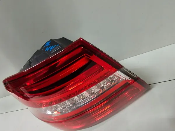 Luz trasera izquierda Mercedes ML W166 A166 image 7